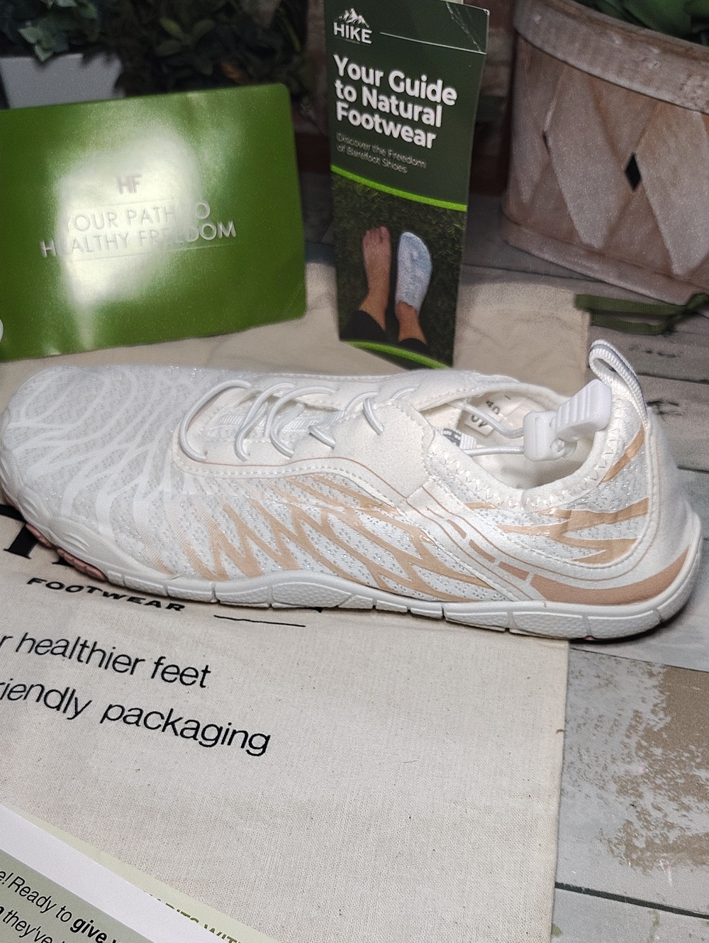 Hike Habitat Tracker Barefoot Shoes Women's 9/40 - Picture 2 of 6